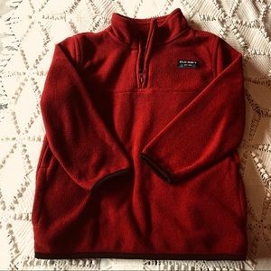 Boys size 5T pullover fleece jacket.